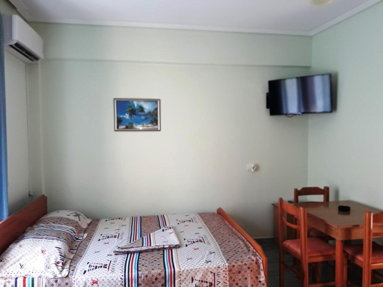 Tani'S Guesthouse Ksamil Exteriör bild